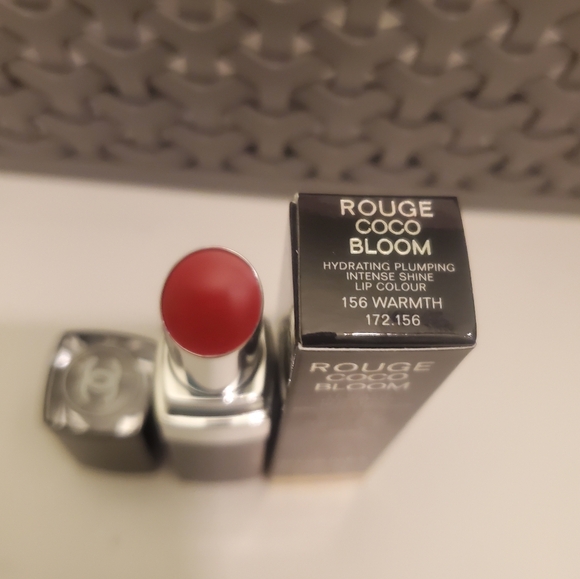 CHANEL ROUGE COCO FLASH Hydrating Vibrant Shine Lip Colour 156 WARMTH. BNIB - Picture 7 of 7